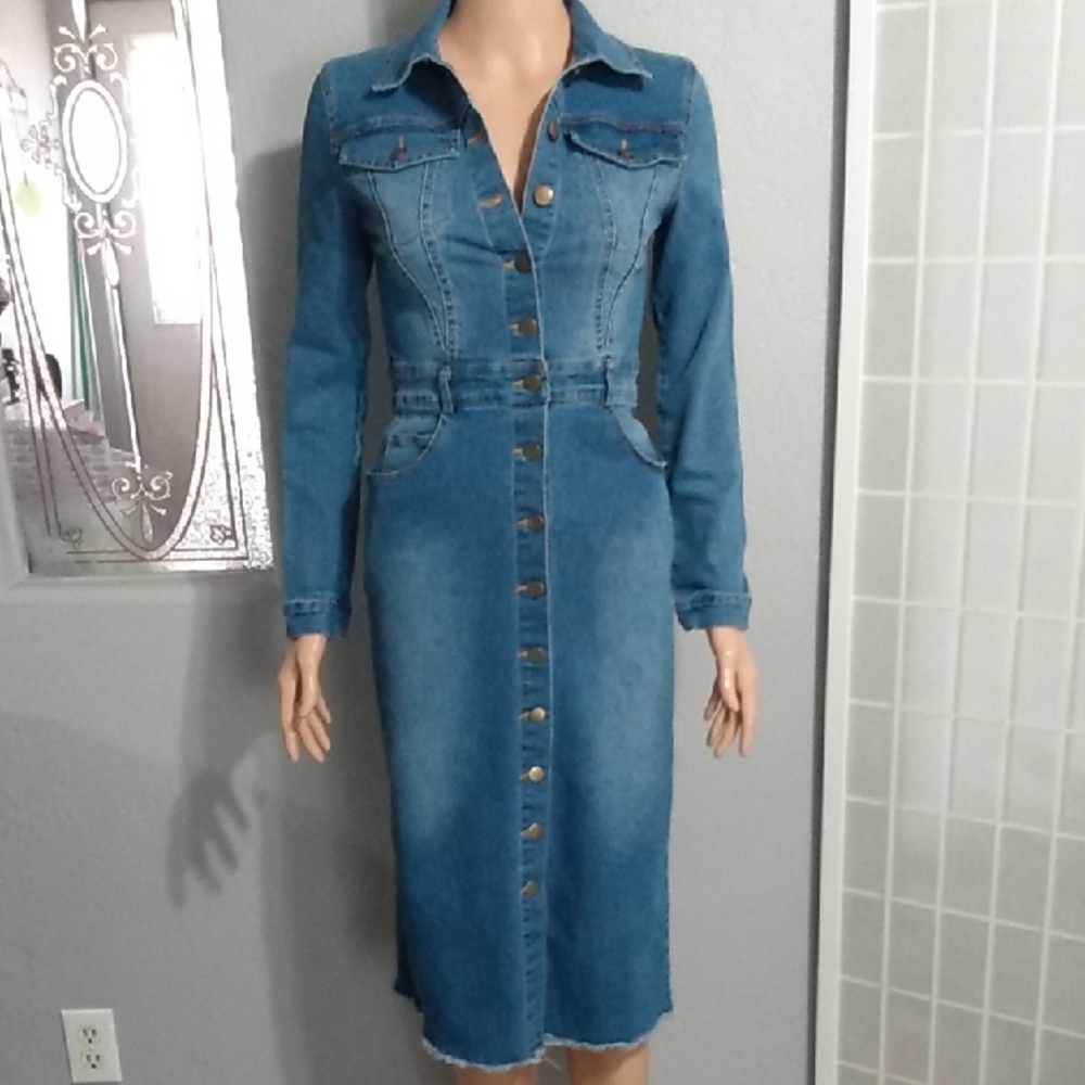 Blue Denim Button-Front Midi Dress By SHEIN Women's XS‎ Slim Fit - Pockets